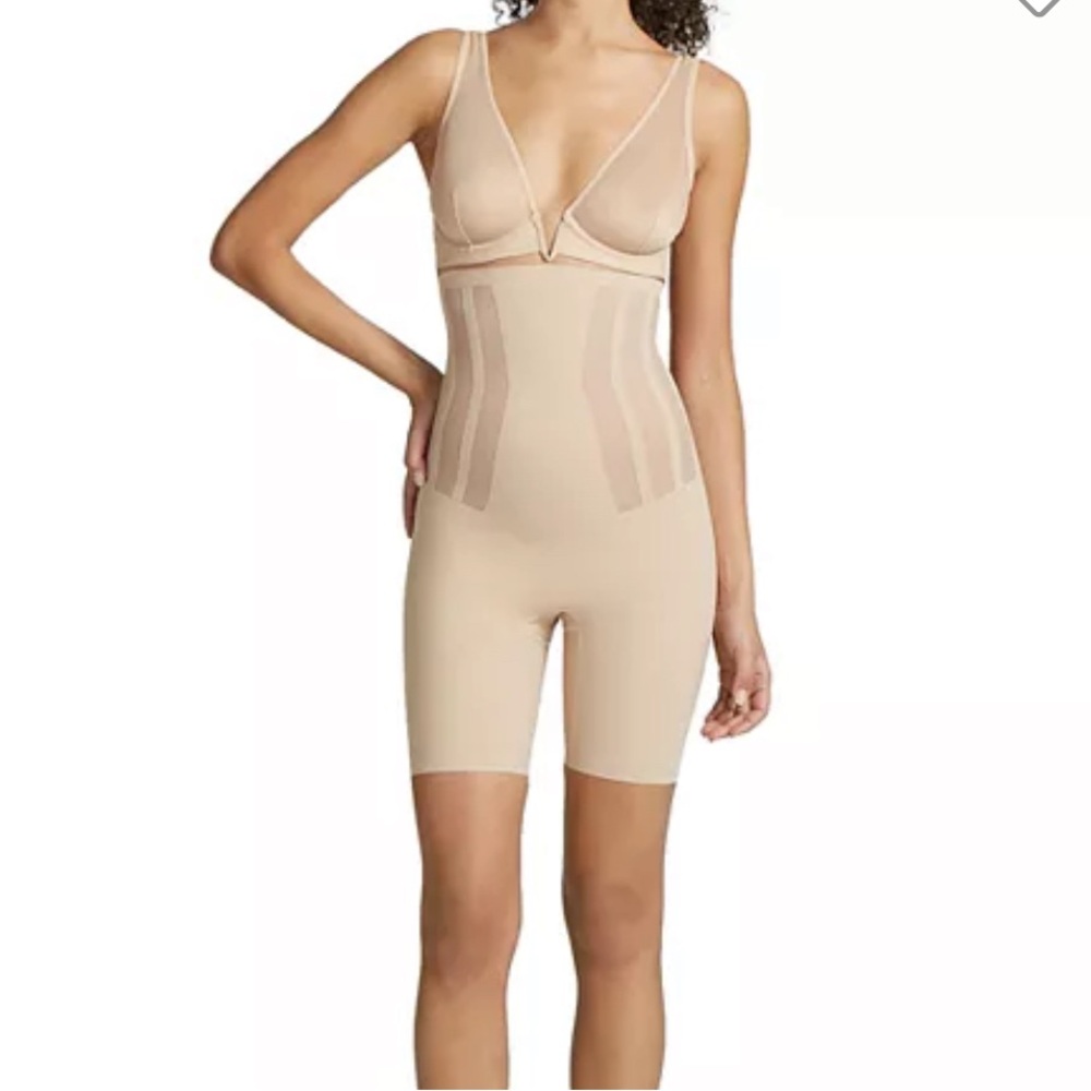 Commando luxe control high waisted short beige